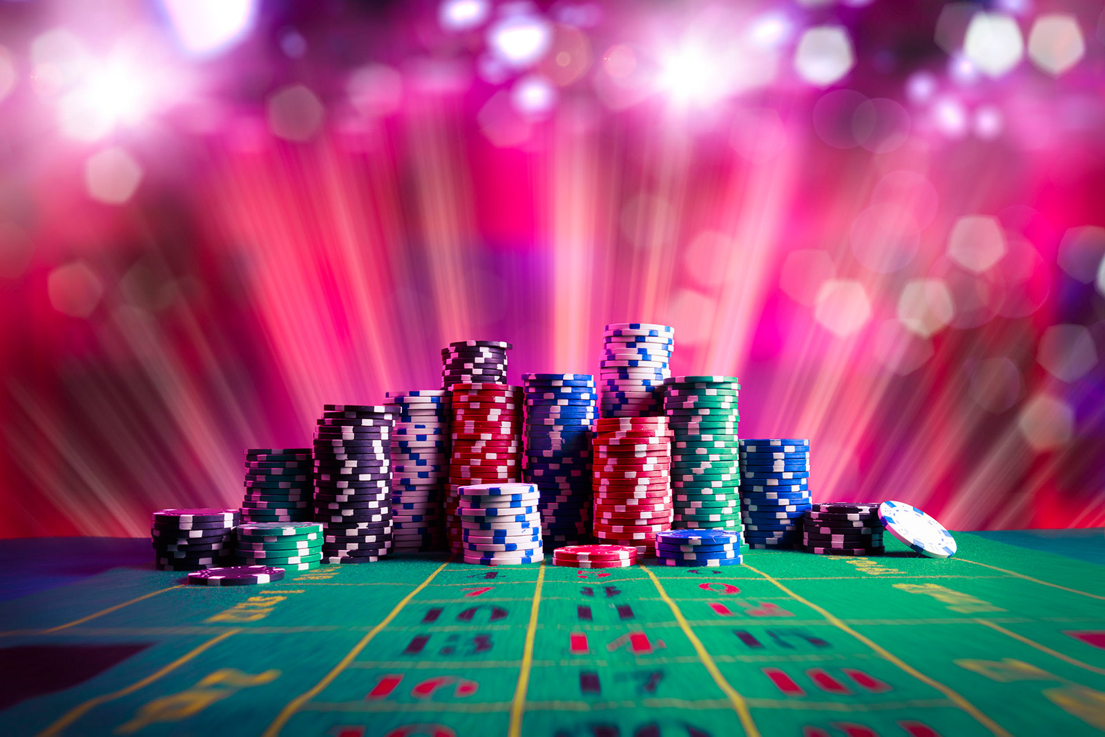 pokertablebg03 Cox Media Group SA